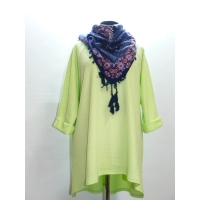 Trapezowa tunika z dłuższym tyłem i błyszczącą nitką - limonka